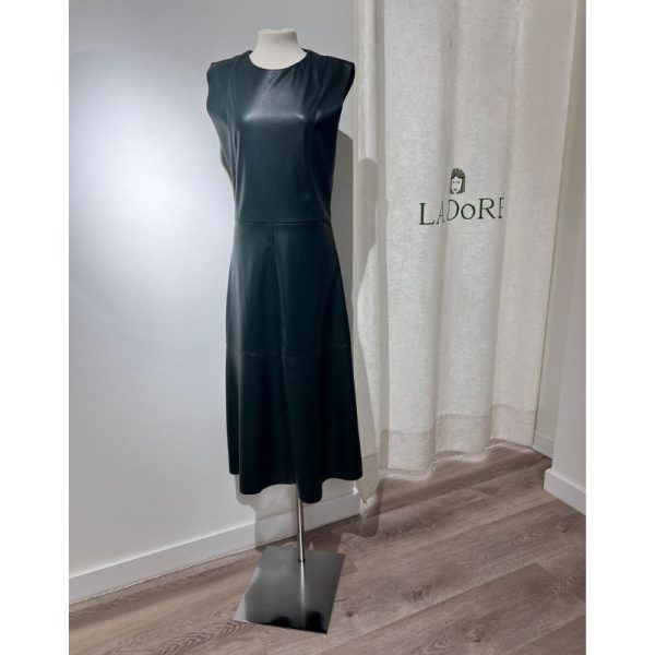 Vestido ecopiel negro